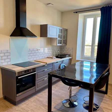 Apartment Duplex Camille *